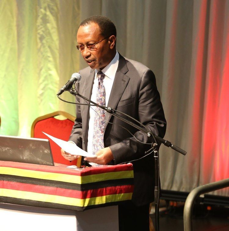 Nzeyi Offers Two Options to End Nearly Two-Decade Temangalo Land Dispute Nzeyi Offers Two Options to End Nearly Two-Decade Temangalo Land Dispute
