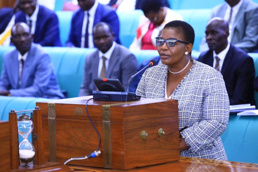Uganda Cracks Down on Unlicensed Local Wi-Fi Operators Tapping Telecom Fibre Uganda Cracks Down on Unlicensed Local Wi-Fi Operators Tapping Telecom Fibre